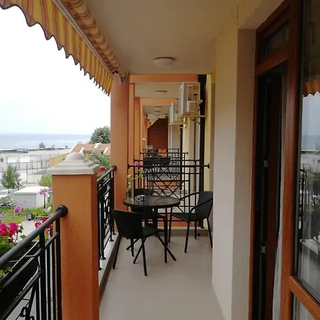 Apartment Викторио3